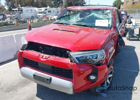 2021 Toyota 4Runner Trd Off Road Premium из США, поврежденный, VIN JTERU5JR8M5879628